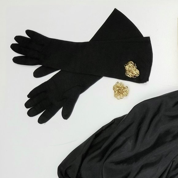 FIND THESE BEAUTIES & SO MUCH MORE IN MY CLOSET! - Picture 3 of 5